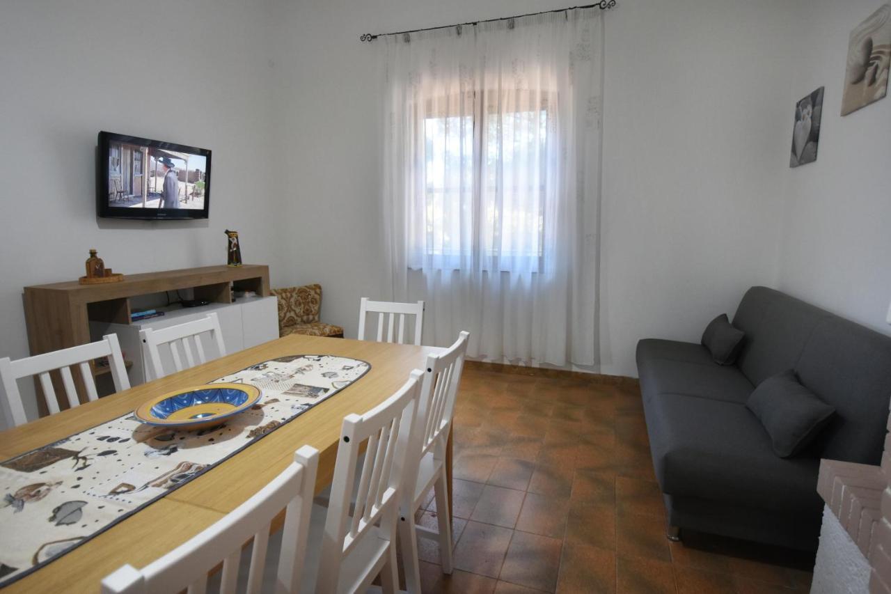 Mario & Nina - Portopino House Porto Pino Exterior foto